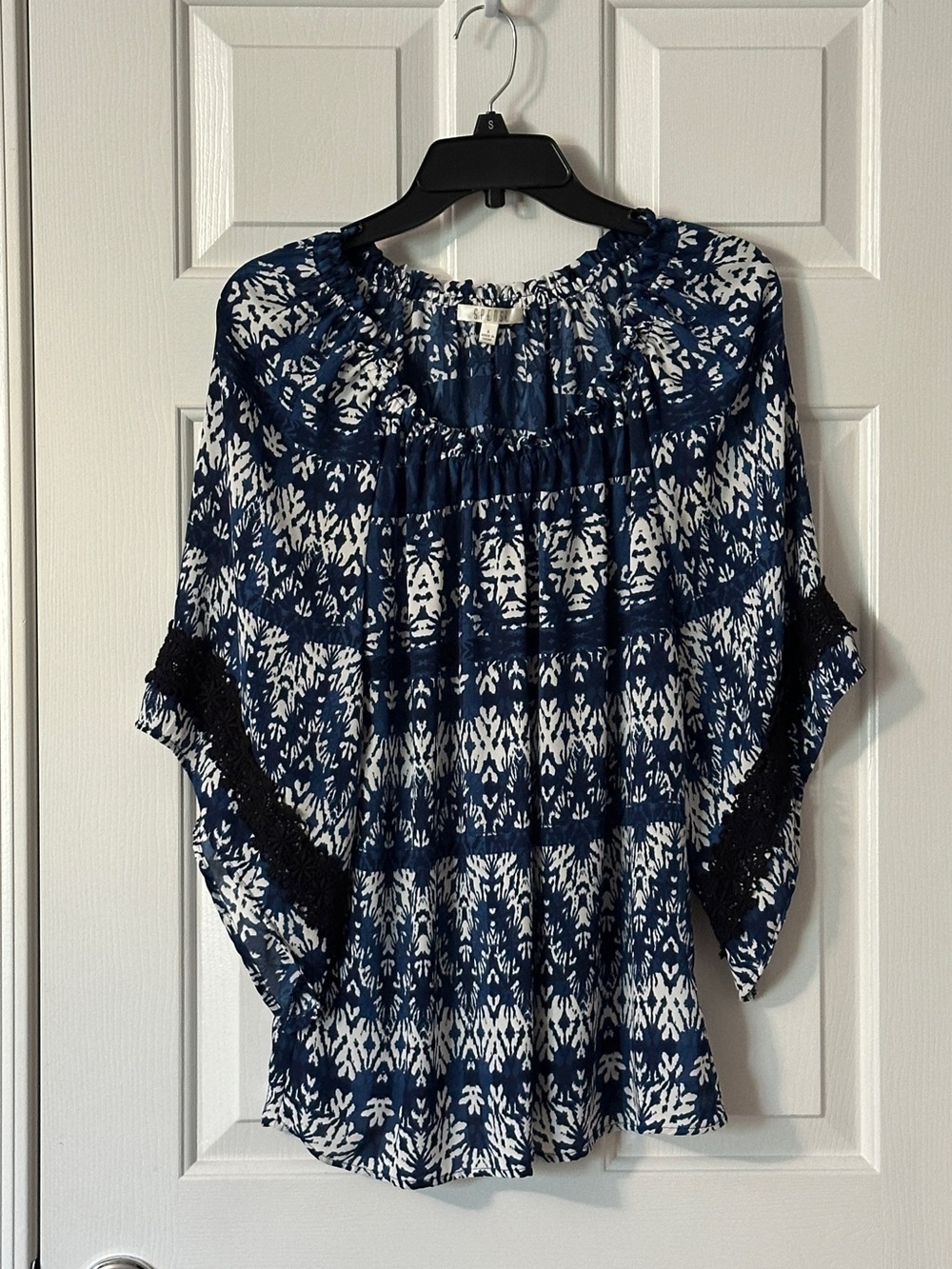 Spense Navy & White Floral Off-Shoulder Blouse
